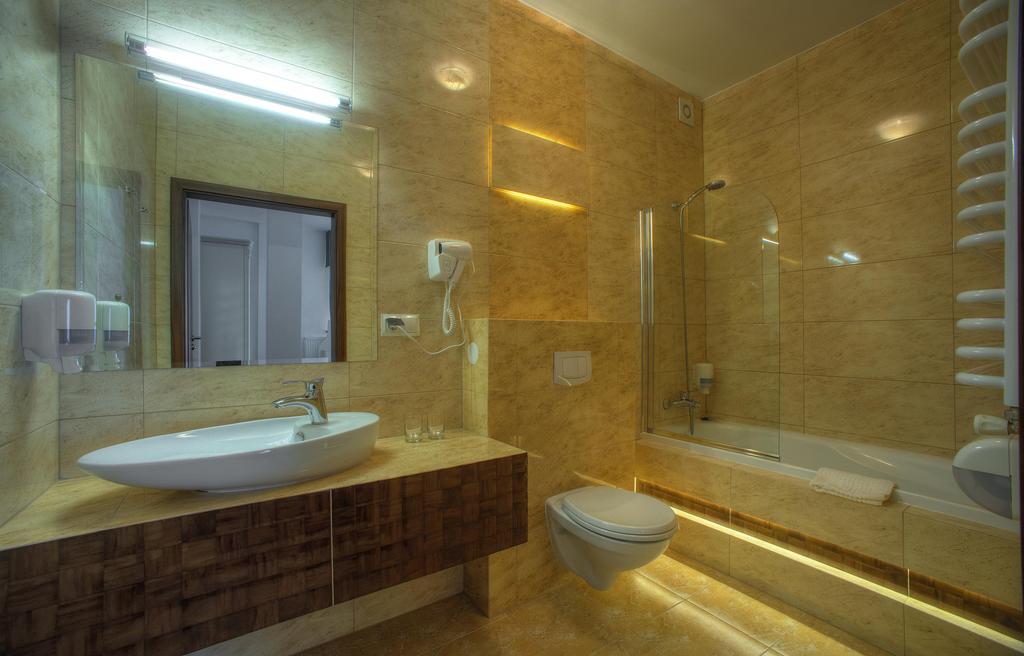 Hotel Lancut Room photo