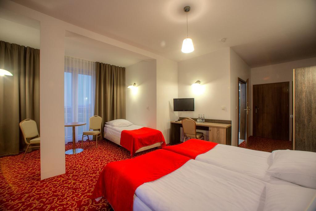 Hotel Lancut Room photo