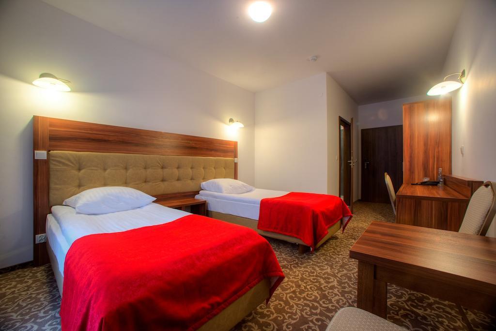 Hotel Lancut Room photo